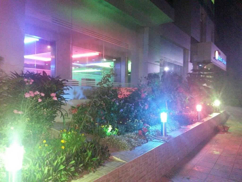 Hotel Beach Way Кокс Базар Екстериор снимка